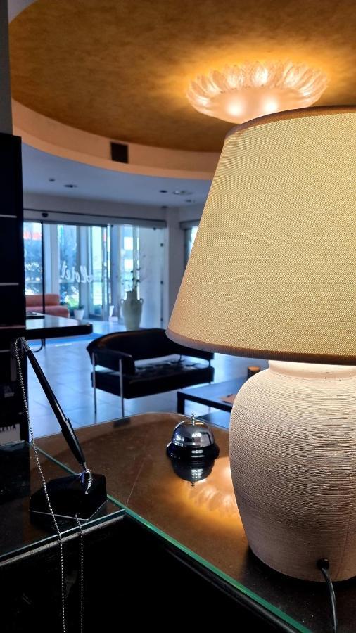 Hotel Insteia Полла Экстерьер фото