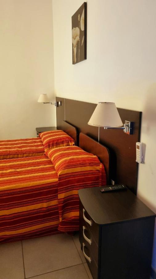 Hotel Insteia Полла Экстерьер фото