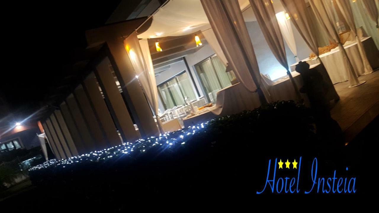 Hotel Insteia Полла Экстерьер фото